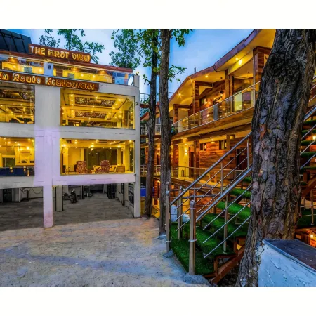 The First View Resort Lansdowne