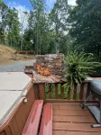 Luxury Log Cabin adjoins GSMNP . Magnificent Views , Nature Lovers Paradise ! - Hytter