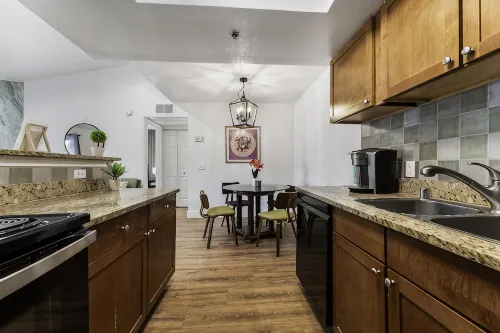 Next To Vegas Strip - Sleeps 6 -  Apartamentos vacacionales