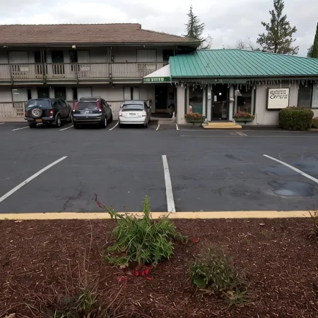Cedarwood Inn of Ashland