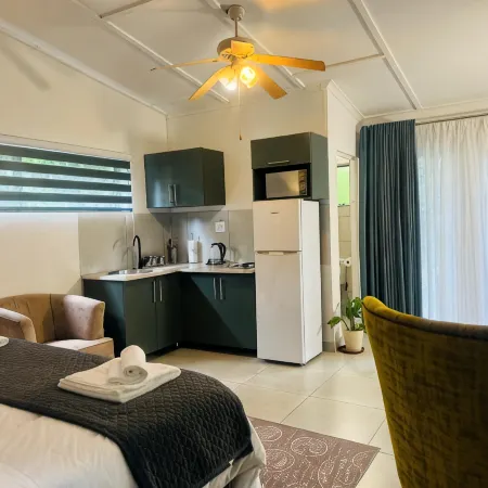 Busa House Self-Catering Guest House