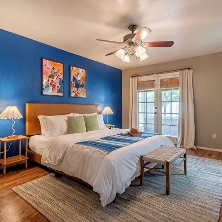 Warm Winter Oasis, Heated Pool & Family Fun