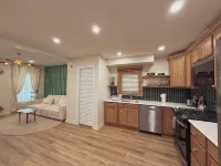 Elegant 3BR/2BA - short walk to the Beach - 4-Star