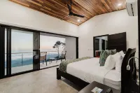 Casa Montaña - Majestic Ocean Views at Dominical Hills