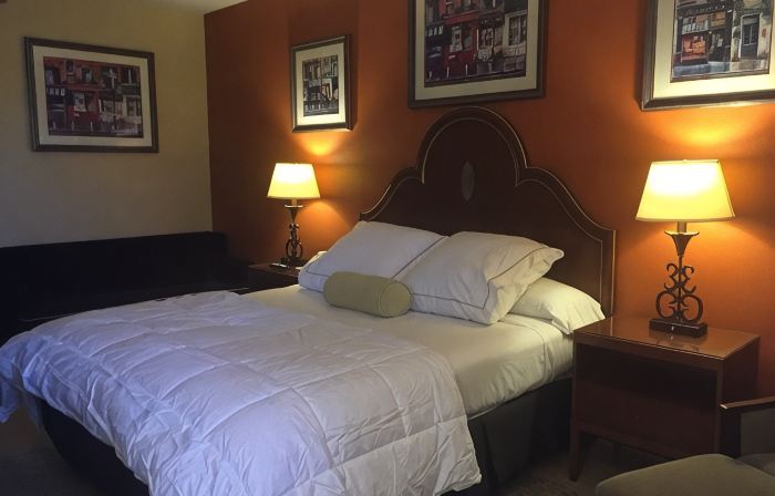 Bayshore Inn