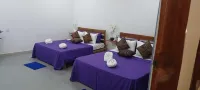 Lily Resort Udawalawe - Bed and Breakfasts