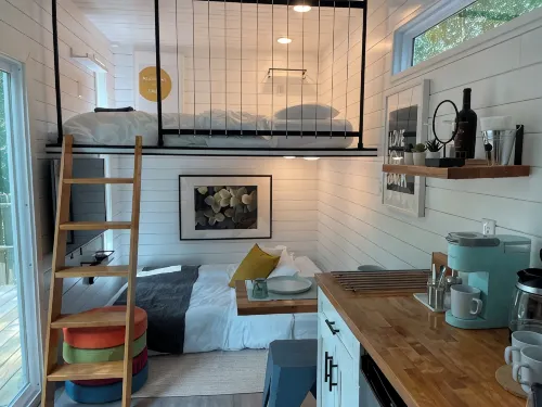Blue Gator Container, 2 miles from UF! - บังกะโล