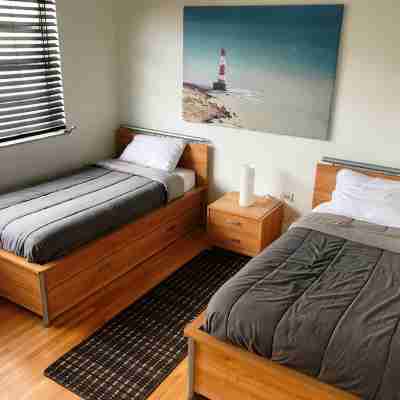 Beautiful Wide Bayfront Villa la Vue unit Rooms