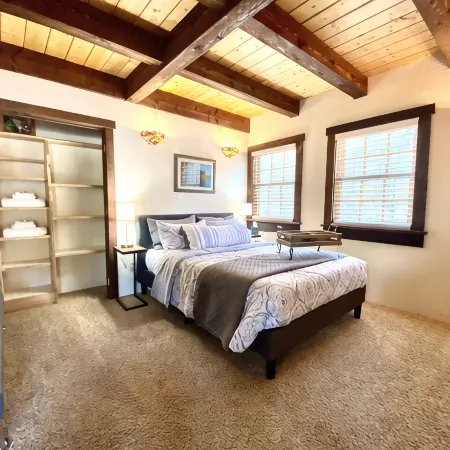 Convenient Location 2 Miles to Priest Lake for Families & Work-Cation Stays!