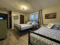 The Oak at Windrock- cozy farmhouse on 2 acres - 3-Star