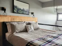 Pool, Hot Tub, Hiking Trails, Gondola, Alpine Slides, & More -Lutsen Mtn Getaway - バルコニー