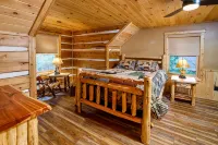 Larsen Lodge Downtown Village Egg Harbor, Sauna, New, Rustic and Elegant. - 부티크