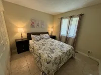 Sea Breeze - 2BR Apartment -  Near all beach excursions and WPB nightlife. - Apartments