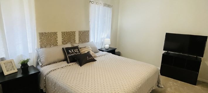 Hobby Airport and very affordable your Home Away from Home Hotele w: Pasadena