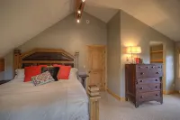 4 Bedroom Luxury Ski in/ Ski Out Powder Ridge Cabin W/ Hot Tub - Balkon