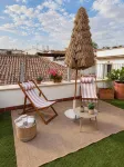 Hotel Boutique Suite Generis, Premiado El Hotel más Acogedor de España - 駐車場