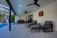 Newly Remodeled! Pool home near Siesta Beach! - piscina