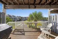 Gulf Views / Free Paddle Board / Pickle Ball / 2 Pools - 4-Star