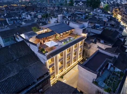 Ruilaikesi Hotel (Dali Station Erhai Park Branch) - 3-Star