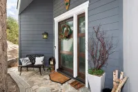 SPECTACULAR LAKE VIEW HOME, 3100 SFT, A/C, SPA, STEPS to LAKE - con encanto