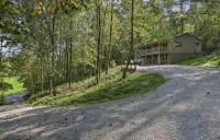 The Hideaway at Buck Ridge. Pet friendly. - 3-Star