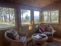 Rustic Family Mountain Top Cabin! 360 degree “million dollar” Black Hills views! - Wifi