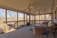Deer Haven Cabin- Hot Tub • Game Room • Outdoor Fireplace - Wifi