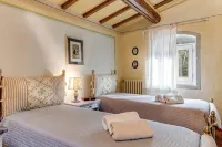 Villa with air conditioning, heated pool, sauna, garden, in the Chianti area - Boutique