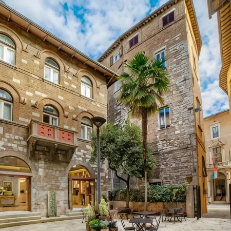 Rosetta Hotel Perugia Tapestry Collection by Hilton