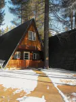 Eagle Crater Lake Inn - 2-Star