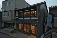 Kanazawa Guest House East Mountain - Pensions