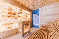 Suite 10 Home Design & Spa - Parkering