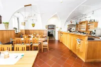 Schwarzacher Hof Hotels in Neukirchen