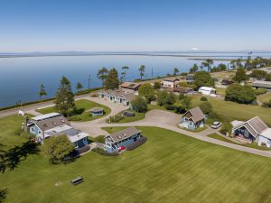 Juan de Fuca Cottages