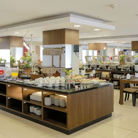 Hotel Gunawangsa Manyar