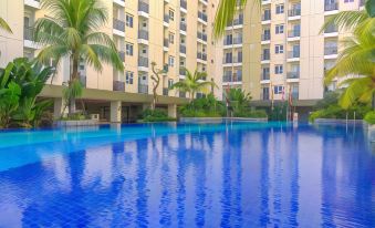 Comfortable 2Br Apartment at Cinere Resort