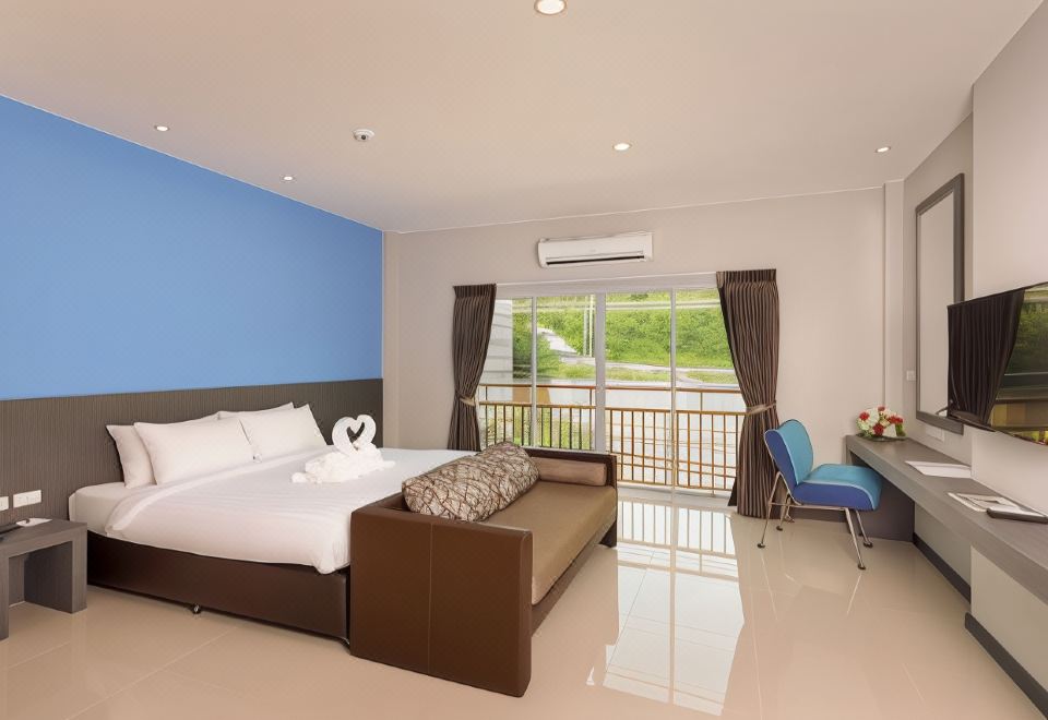 2. FX 호텔 파타..