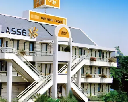 Premiere Classe Agen Hotels in Agen