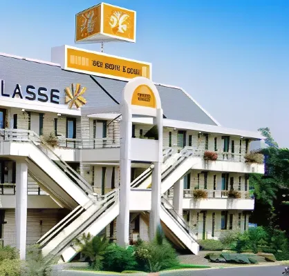 Premiere Classe Agen Hotels in Castelculier