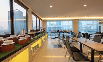 Hotel 88 Grogol Jakarta by WH