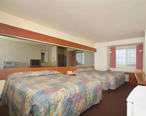 St Clair Inn and Suites