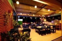 Seabox Khaolak Hostel