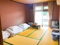 Uwa Park Hotel فنادق في ایکاتا