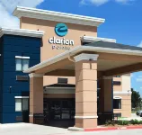 Clarion Pointe Port Arthur-Beaumont South