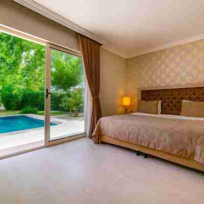 Amara Luxury Resort & Villas Rooms