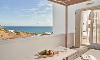 Volcano Luxury Suites Milos - Adults Only