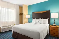Amerivu Inn and Suites - Kolam Renang