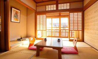 Atarashiya Ryokan - Housity