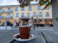 Simon - Hotel & Café فنادق في Kirchschlag
