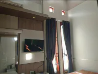 Kedai Oma Syariah Mitra RedDoorz Hotels in Kuningan